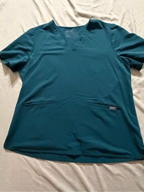 FIGS Women’s Teal V-Neck Short Sleeve Scrub Top